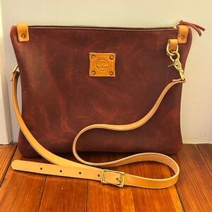 Leather Pasture Leather Messenger Bag Merlot